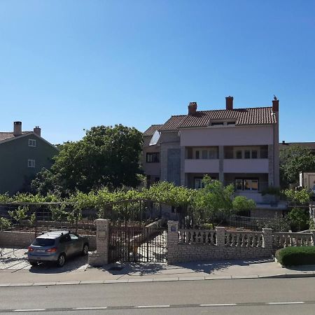 Apartments Izabela Muzic-Fornaric كريس المظهر الخارجي الصورة