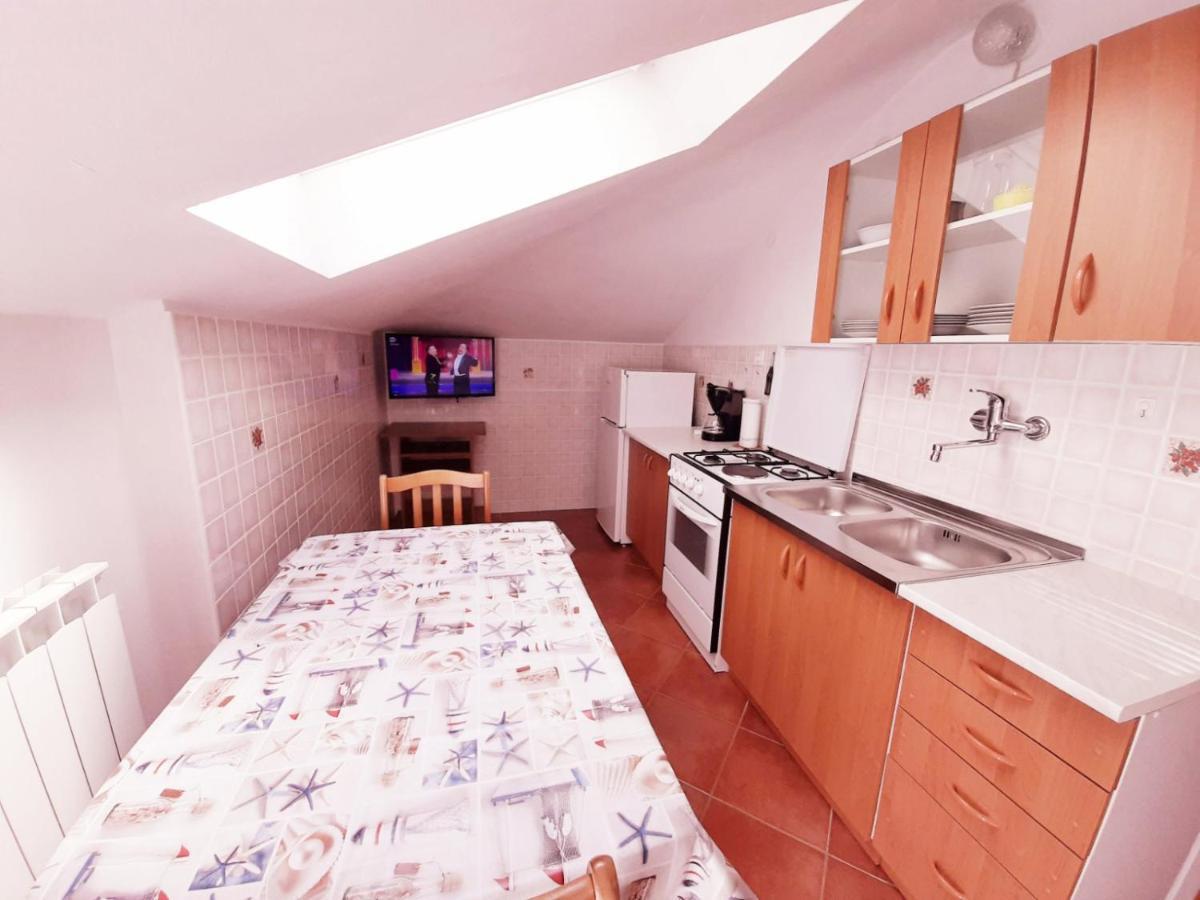 Apartments Izabela Muzic-Fornaric كريس المظهر الخارجي الصورة