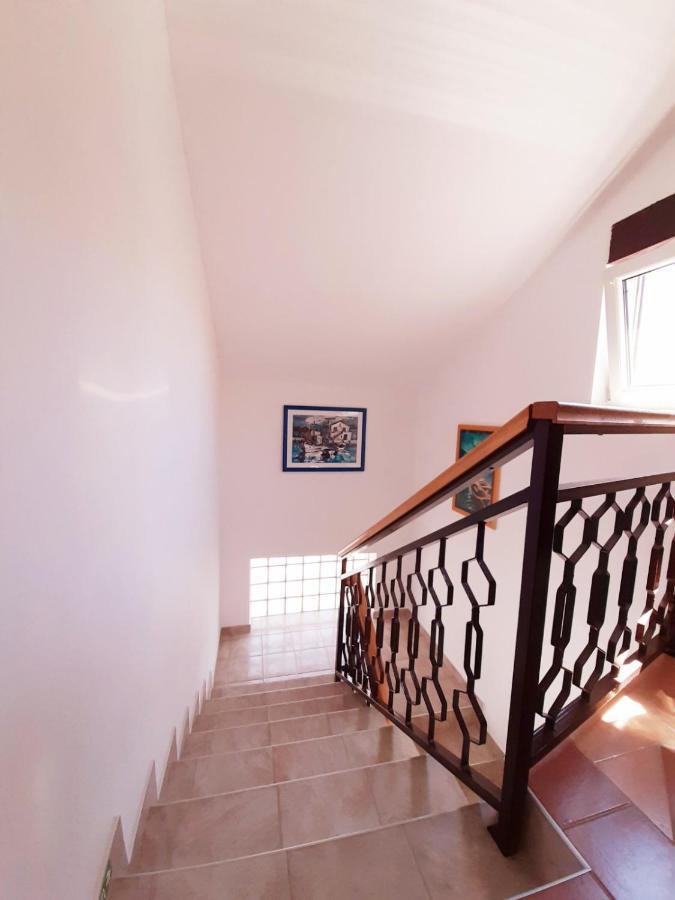 Apartments Izabela Muzic-Fornaric كريس المظهر الخارجي الصورة